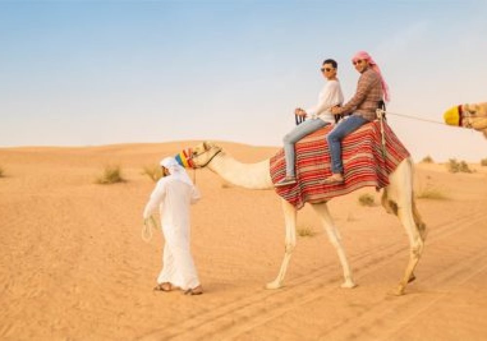Dubai-Desert-Camel-Safari-400x267